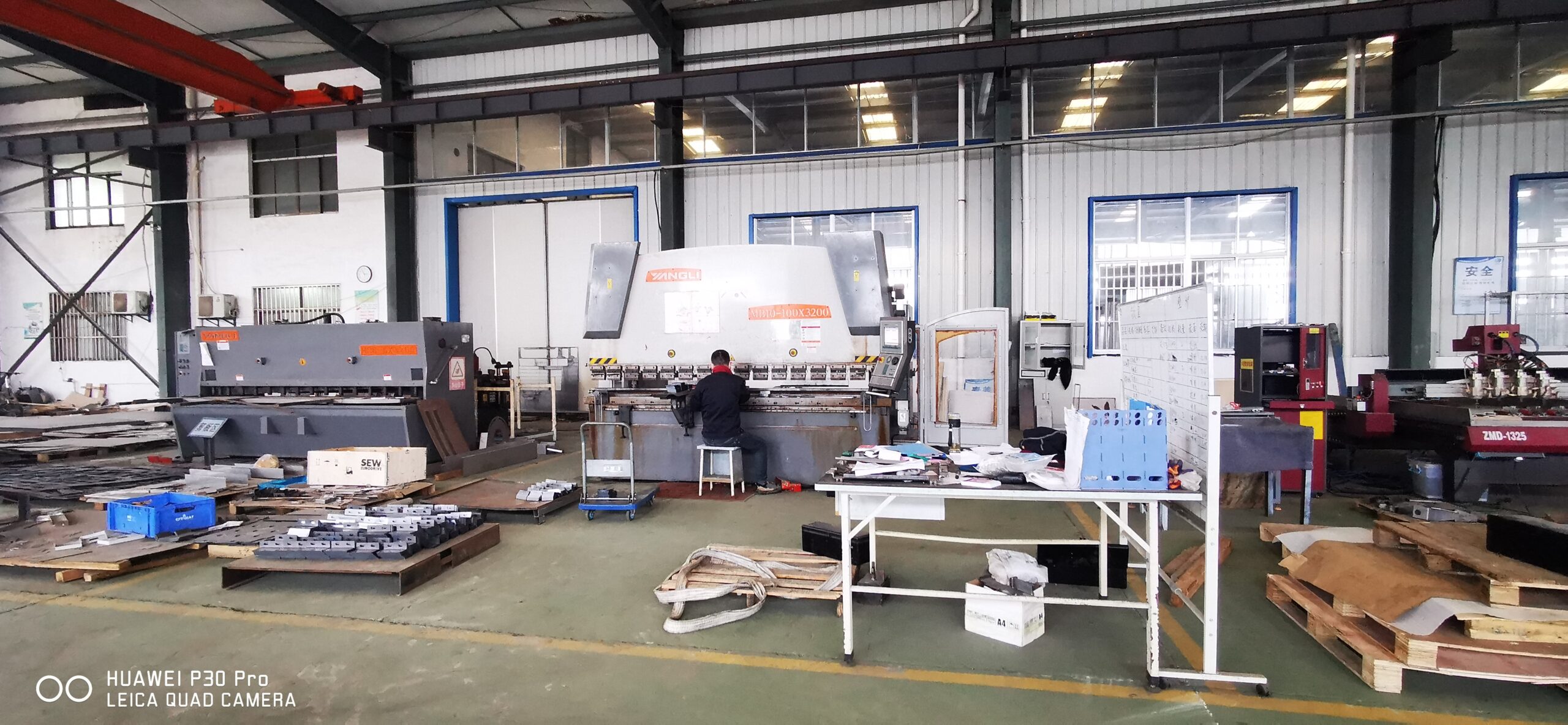 SXFireplace production and inspection workshop