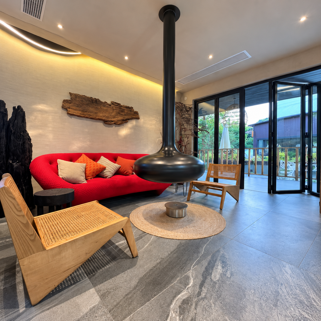 Disc-Shaped Ethanol or Wood Fireplace - original-scene appearance reference